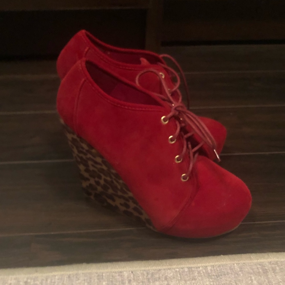 Red & leopard wedges - Picture 7 of 7
